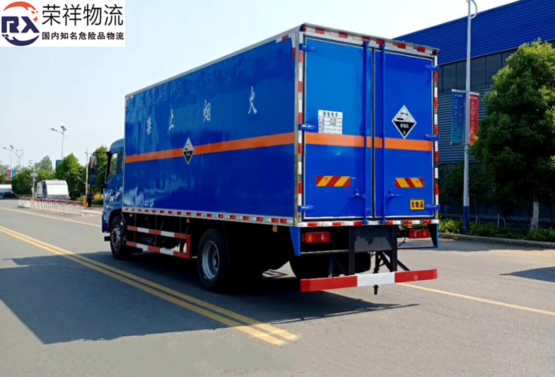 飛翼車運輸貨物有哪些特點，如何選擇運送的飛翼車